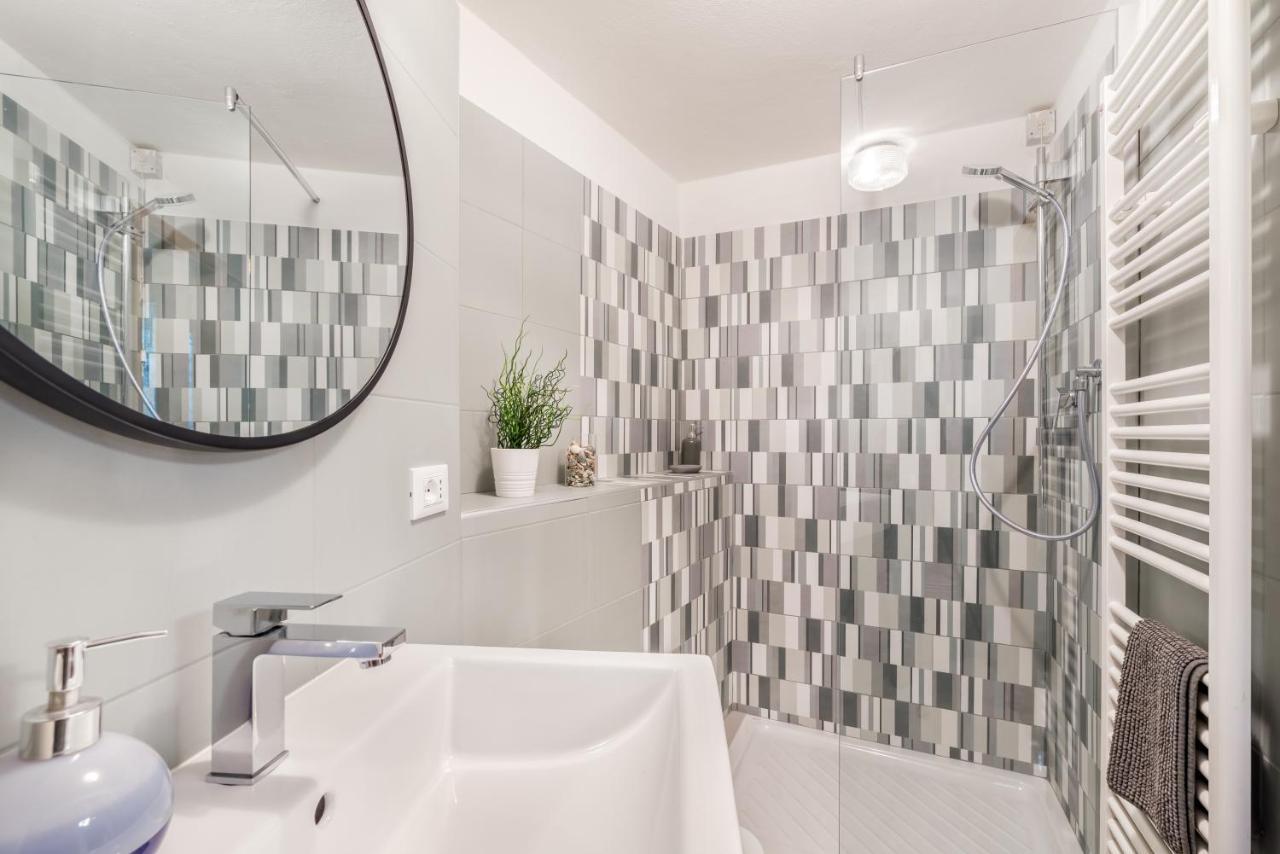 Il Mare Di Ada:Seaside Apartament In ริโอมัจโจเร ภายนอก รูปภาพ